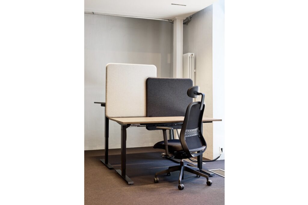 softi lauasirm kaks tükki