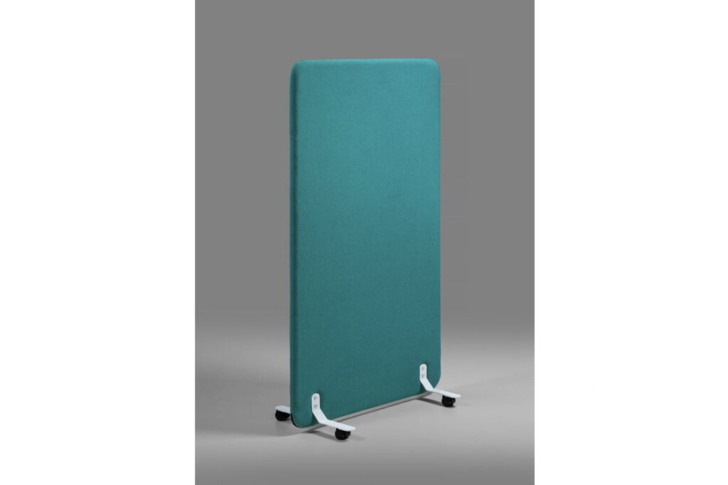 soft sirm roheline ratastega