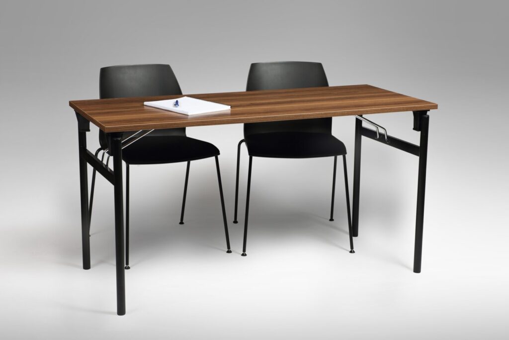 Kokkupandav seminarilaud FALDA