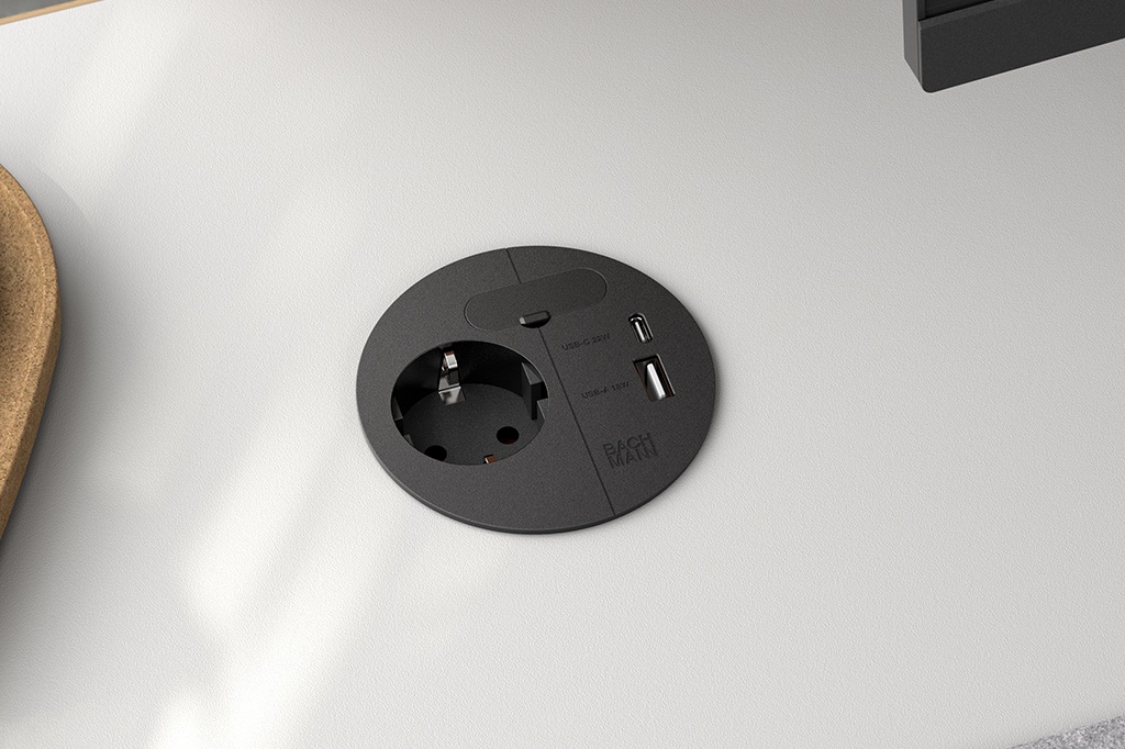 pistikupesa loop in charger must